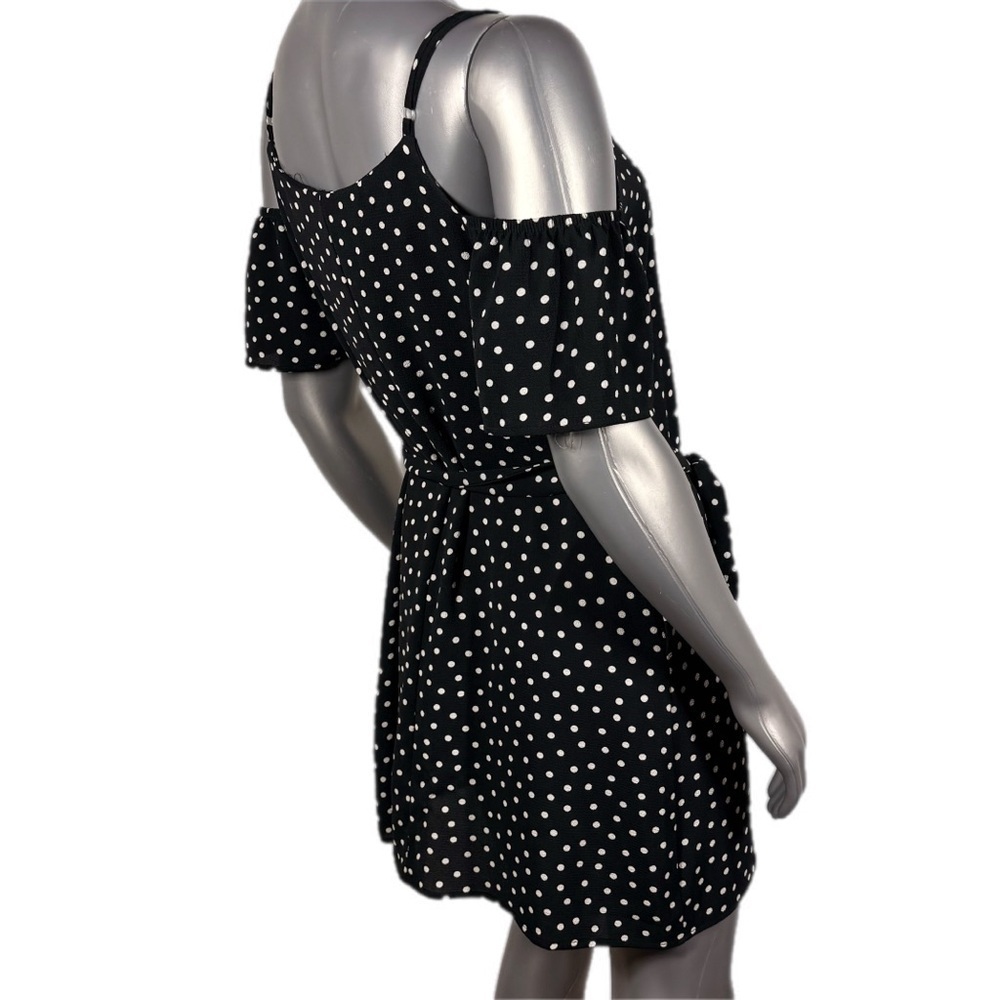 Speechless | Black and White Polka Dot Cold Shoulder Button Front Dress - Picture 5 of 12
